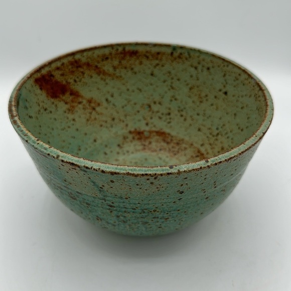 Other - Green and brown ceramic bowl